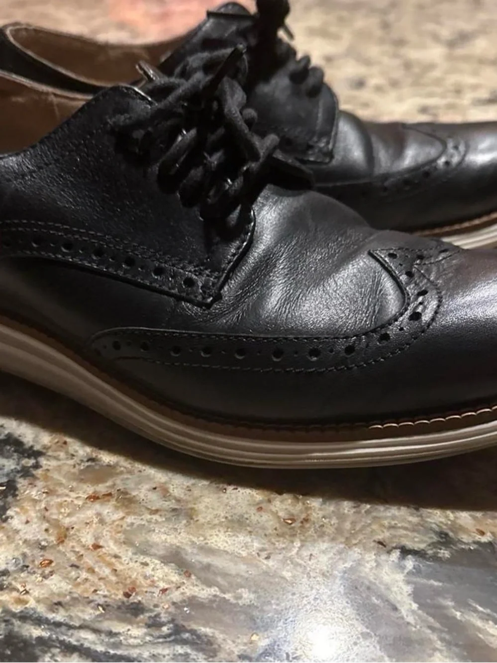 G.H. Bass Men’s Black Leather Wingtip Oxford Shoes Size 8M